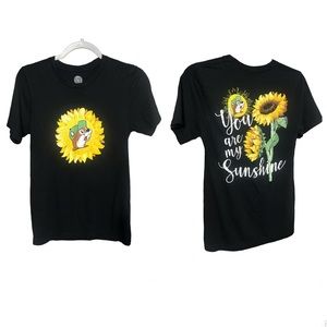 Buccee’s You Are My Sunshine Graphic Tee Shirt size Small